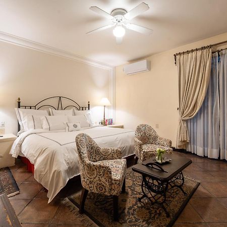 Villa Ganz Boutique Hotel Гвадалахара Екстер'єр фото