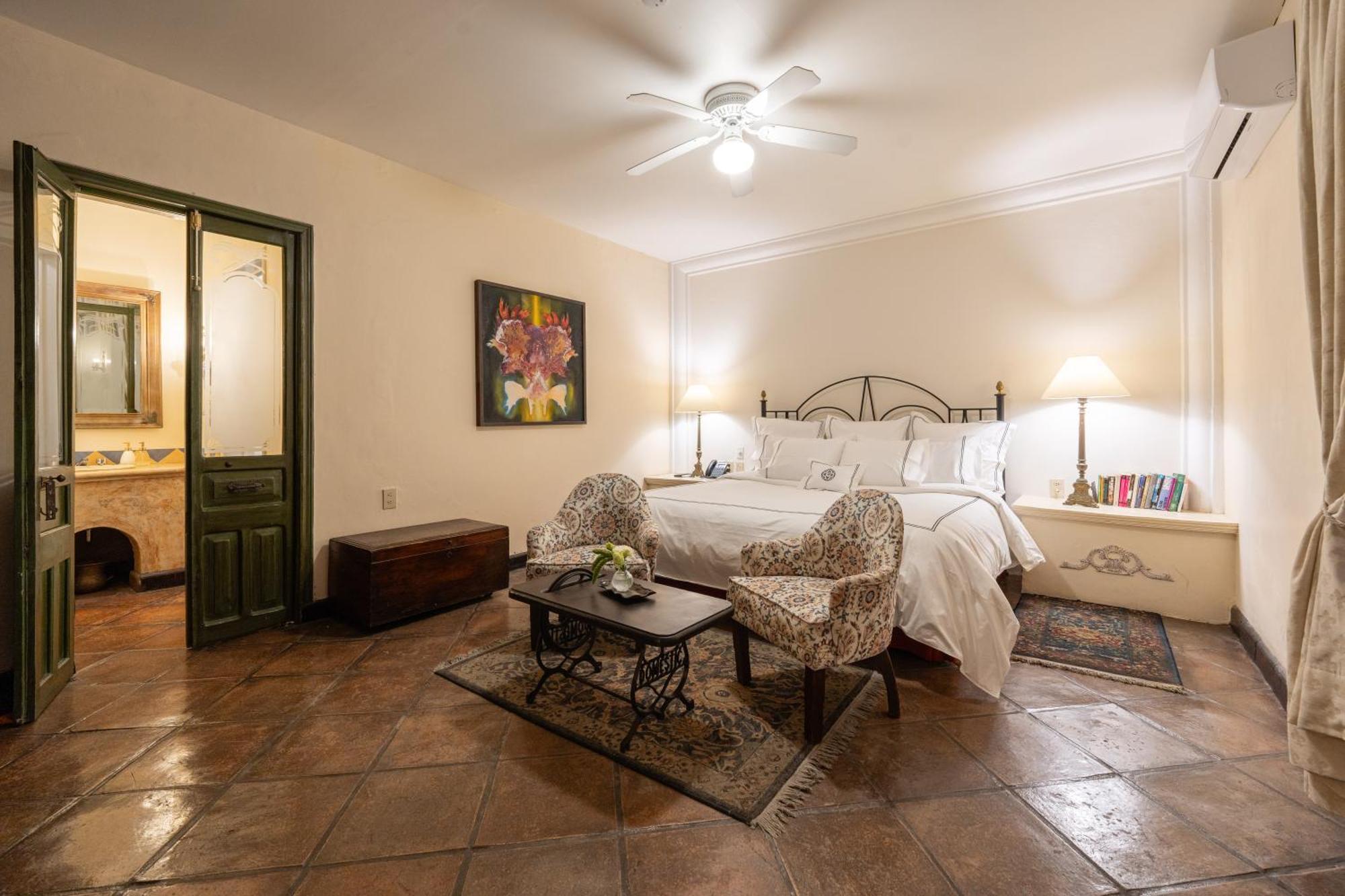 Villa Ganz Boutique Hotel Гвадалахара Екстер'єр фото